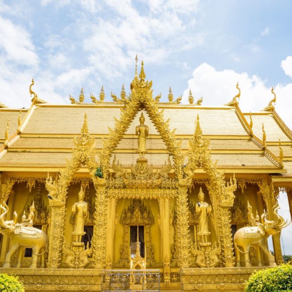 วัดสวยสีทอง ของเมืองไทย ชื่นชมความงามไปพร้อมกัน